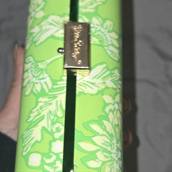 ❤️Lilly Pulitzer Green Floral Clutch - Picture 7 of 11